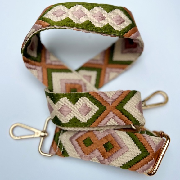 Geometric Embroidered Green Pink Crossbody Guitar Purse Strap, Gold Hardware - Picture 1 of 4
